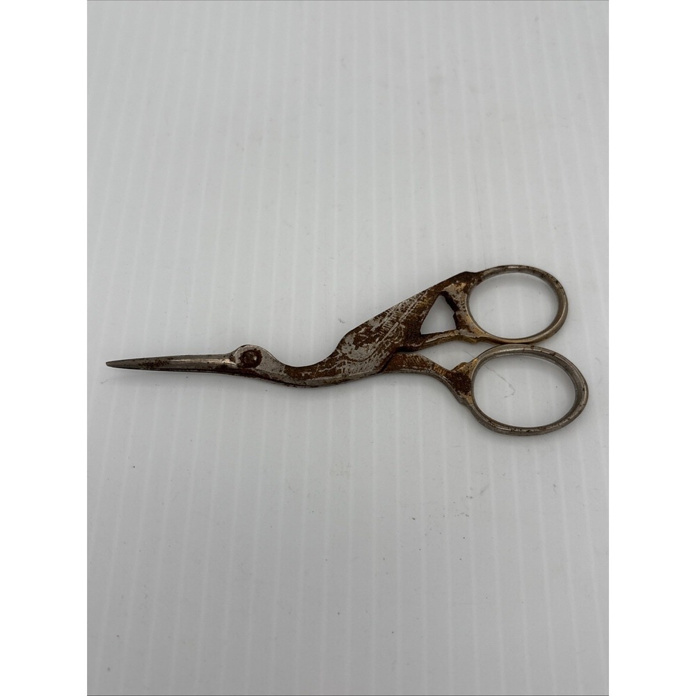 Vintage Revlon Italy Stork Scissors Stainless Steel Embroidery Shears Silver